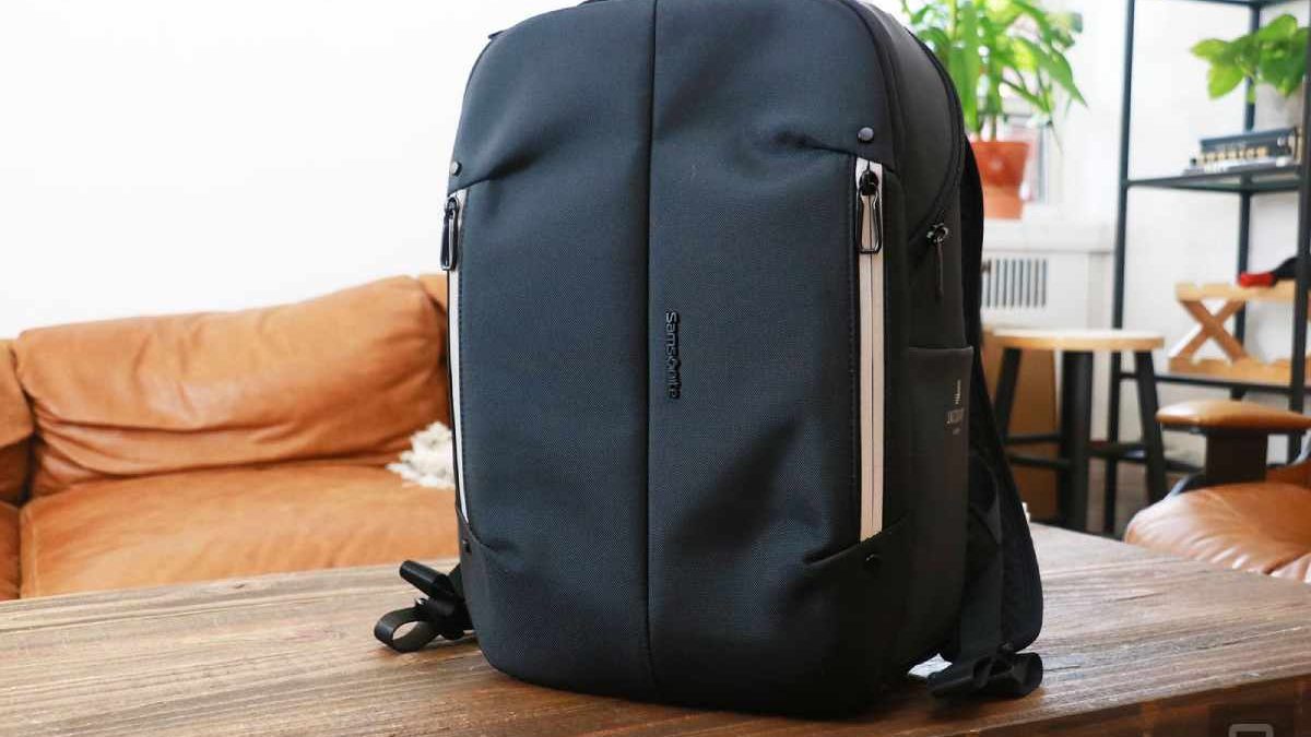 Konnect-I Slim Backpack with Jacquard By Google