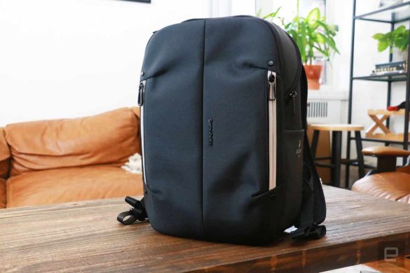 Konnect-I Slim Backpack with Jacquard By Google